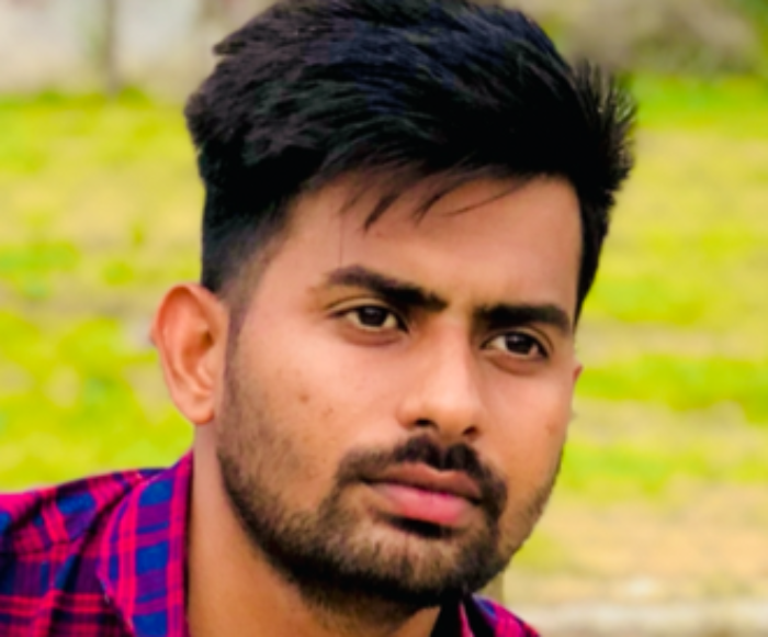 Parveen_Rakhra.png